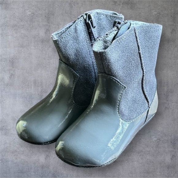 Robeez Mini Shoez Clementine Leather Upper Boots - New In Box - Picture 11 of 11